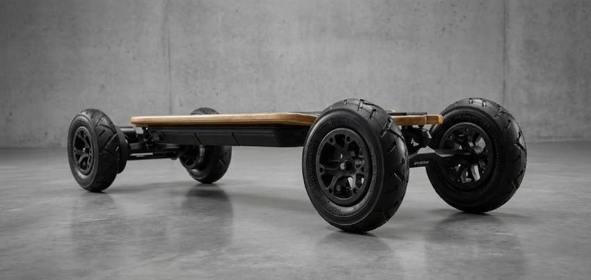 Fusion Black Edition - Elektrisk skateboard begränsad upplaga Evolve Labs